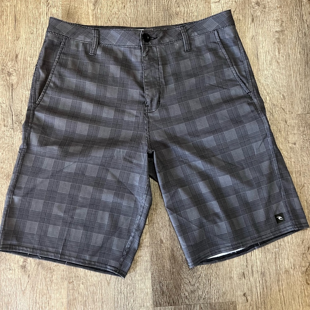 Rip Curl Mirage Ultimate Series Board Shorts Trunks Men's Size 33 Black & Gray
